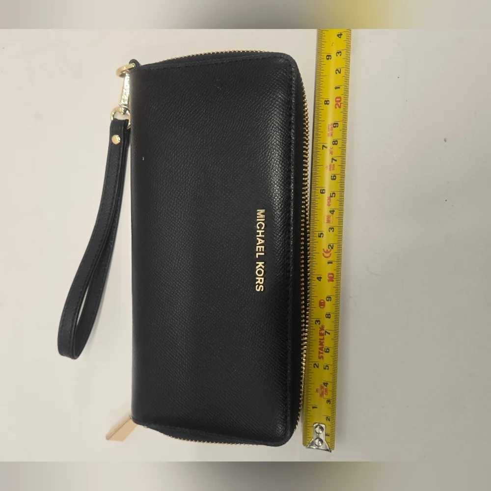 NWT MICHAEL KORS JET SET TRAVEL LARGE‎ CONTINENTAL WALLET